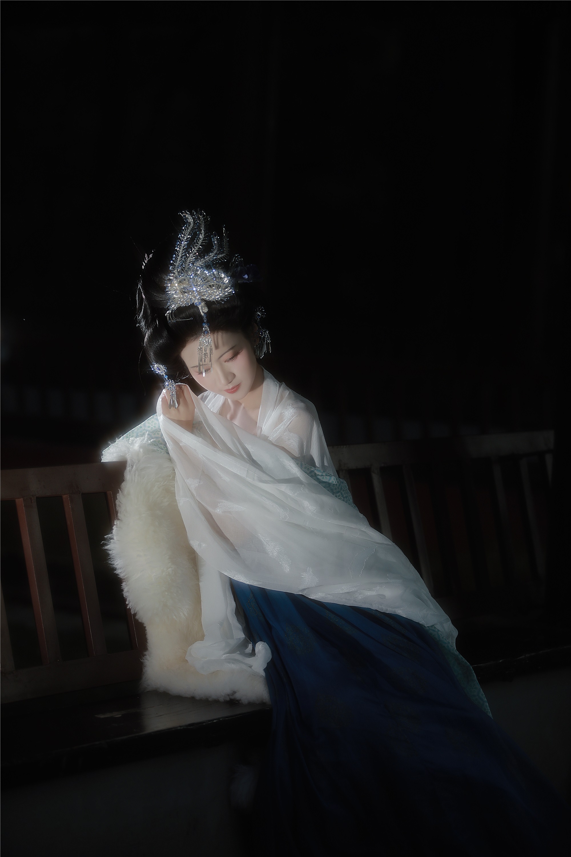 YITUYU艺图语 2025.01.29 早知如此绊人心，何如当初莫相识 瑜瑾